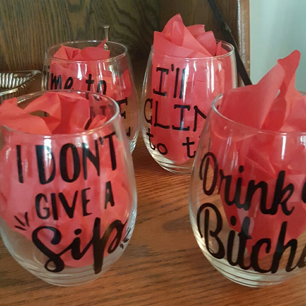 Wine glass set